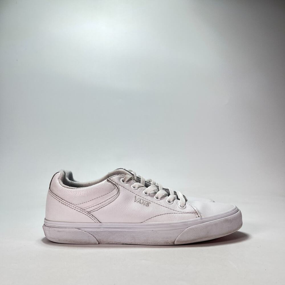 Vans Seldan Triple White Leather Low Top Skate Shoes 500714 Women's Size 9.5